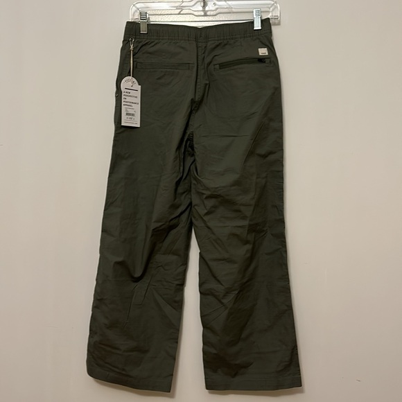 Vuori Ripstop Pants cropped in Army Green Size Small NWT BRAND NEW - Picture 4 of 4